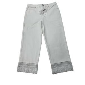 NWT Soft Surroundings Womens Size 8P Wide Leg Cropped Jeans w/ Lace Hem White